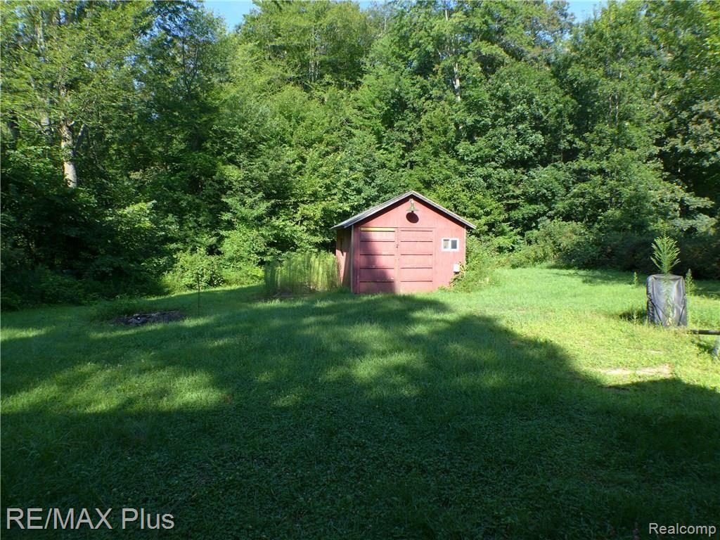 5877 North Lapeer Road North Branch, MI 48461 - Photo 10 of 10 5877 Lapeer 2017-08-09 016.JPG