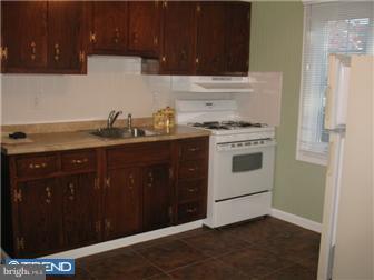9320 Treaty Road Philadelphia, PA 19114 - Photo 6 of 12 Kitchen