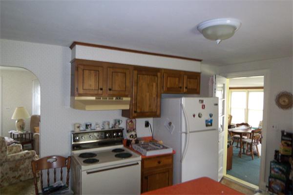 8 Davis Road Auburn, MA 01501 - Photo 7 of 9 Gallery Image 7