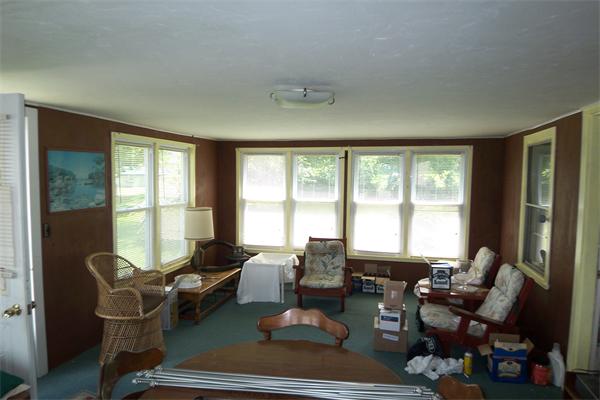 8 Davis Road Auburn, MA 01501 - Photo 8 of 9 Gallery Image 8