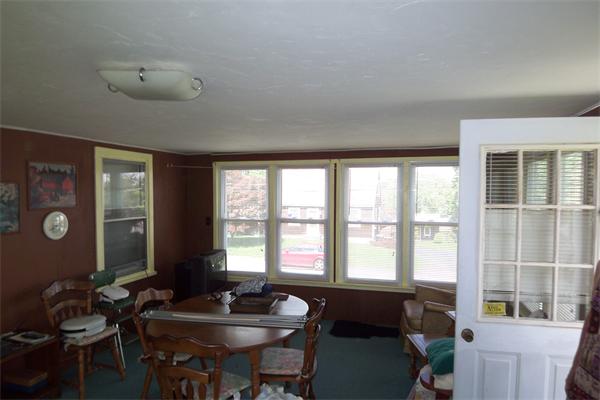 8 Davis Road Auburn, MA 01501 - Photo 9 of 9 Gallery Image 9