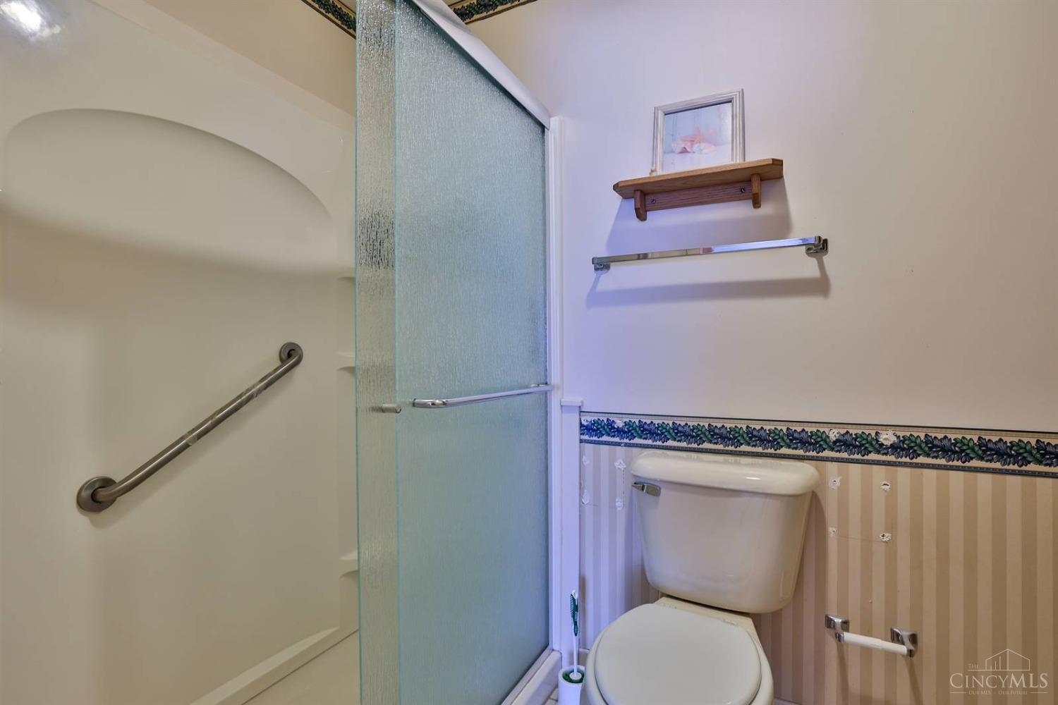 5648 Bridgetown Road, Unit 19 Cincinnati, OH 45248 - Photo 24 of 30