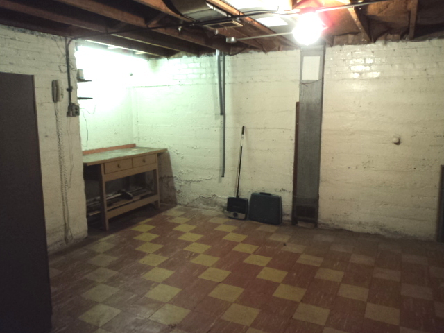 161 Gage Road Riverside, IL 60546 - Photo 29 of 32 a view of empty room with wooden floor and fan