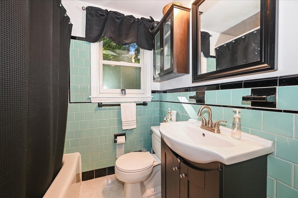 133 Milton Road Braintree, MA 02184 - Photo 13 of 21 Gallery Image 13