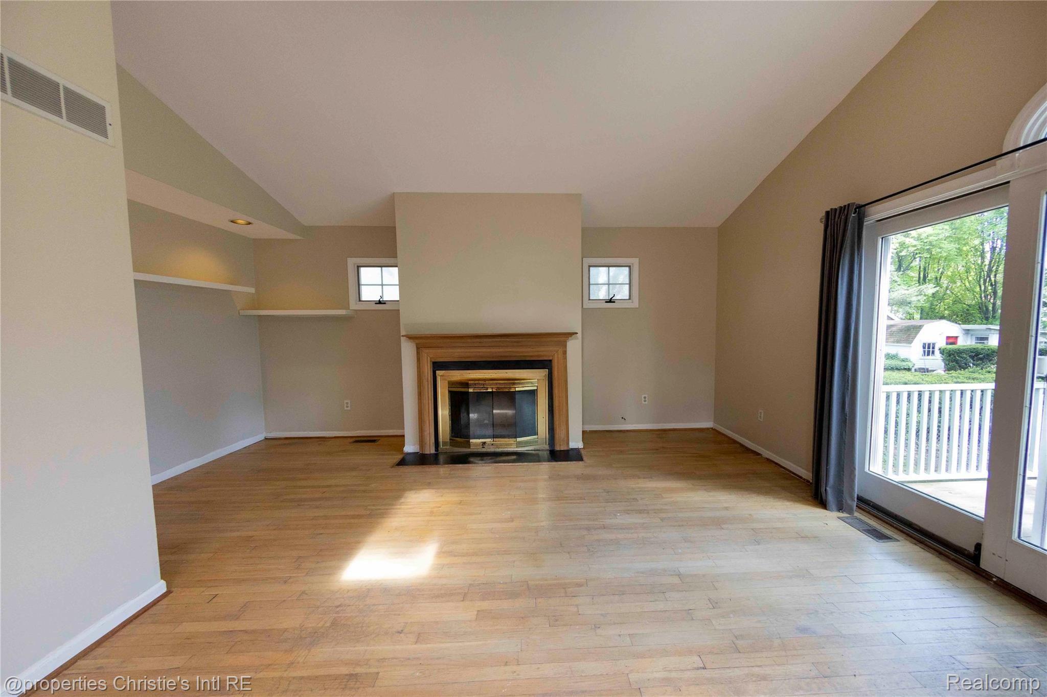 3593 West Big Beaver Road Troy, MI 48084 - Photo 4 of 25 8V6A9988.JPG