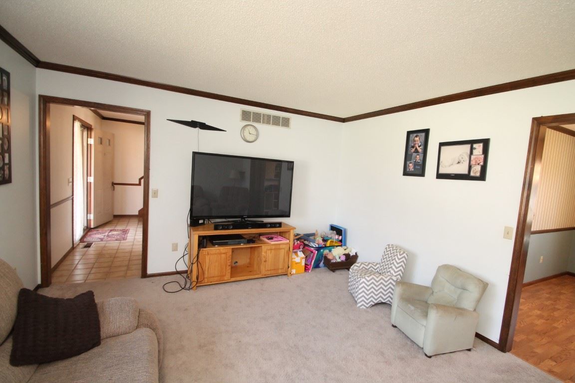 2934 Wilderness Road Fort Wayne, IN 46845 - Photo 16 of 33