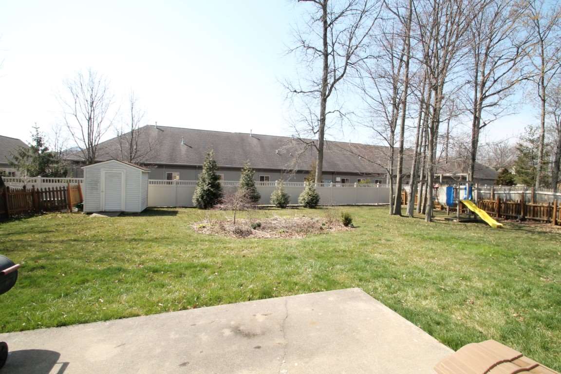2934 Wilderness Road Fort Wayne, IN 46845 - Photo 3 of 33