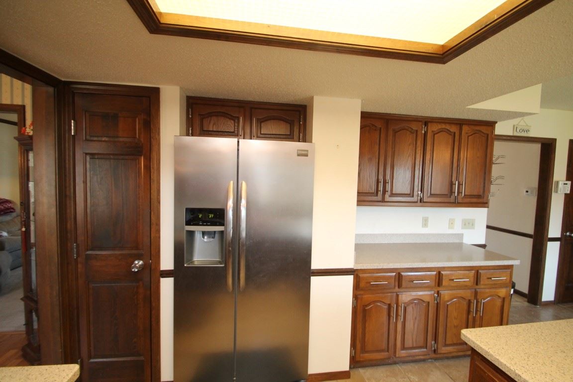 2934 Wilderness Road Fort Wayne, IN 46845 - Photo 9 of 33