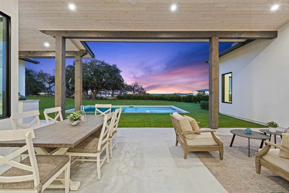 5813 Horizon Vista Way Austin, TX 78738 - Photo 27 of 38 a view of a chairs and table in patio
