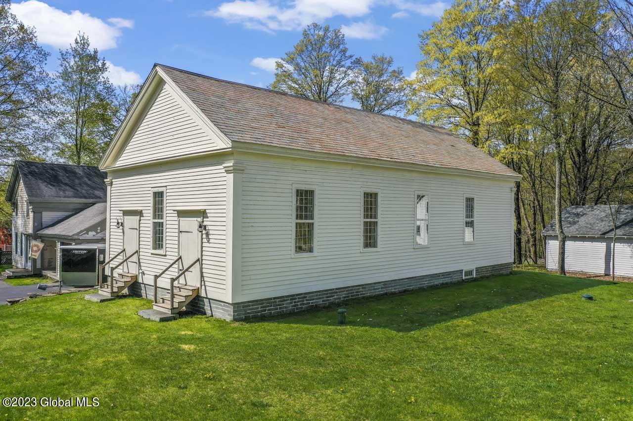 3185 County Rte 30 Salem, NY 12865 - Photo 4 of 49 3-41