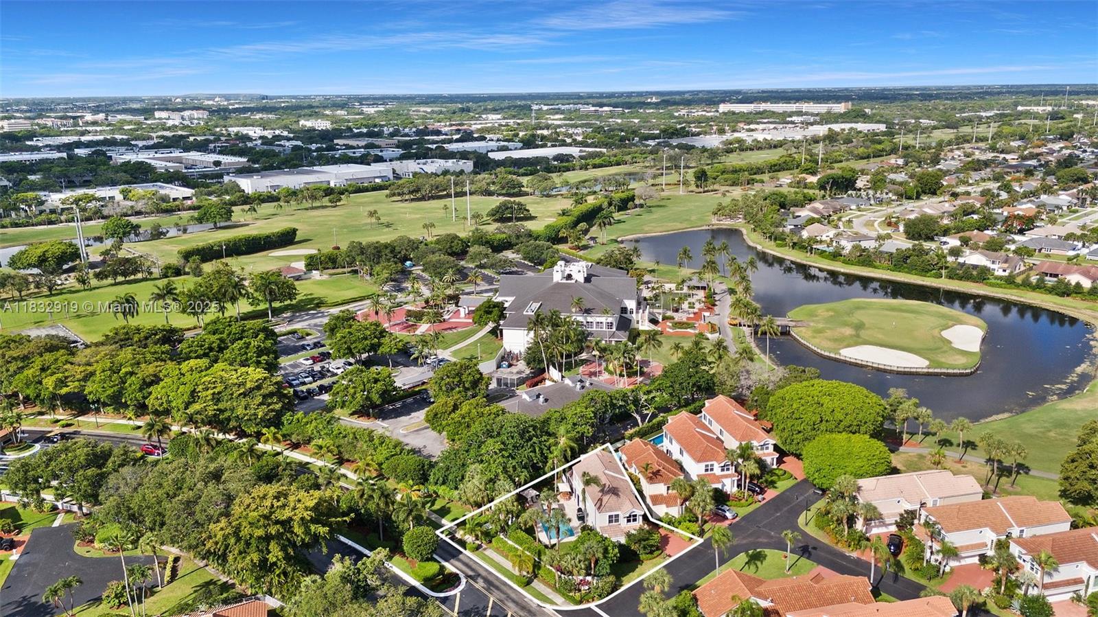 17723 Tiffany Trace Drive Boca Raton, FL 33487 - Photo 39 of 44 an aerial view of a residential houses with outdoor space and swimming pool