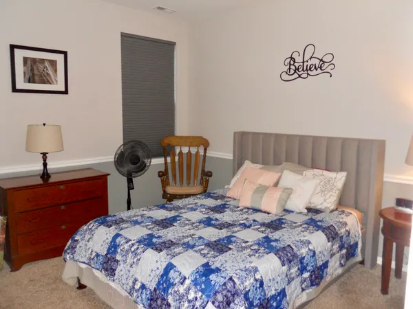 $415,000 | 979 Crestview Lane, Pingree Grove, IL 60140