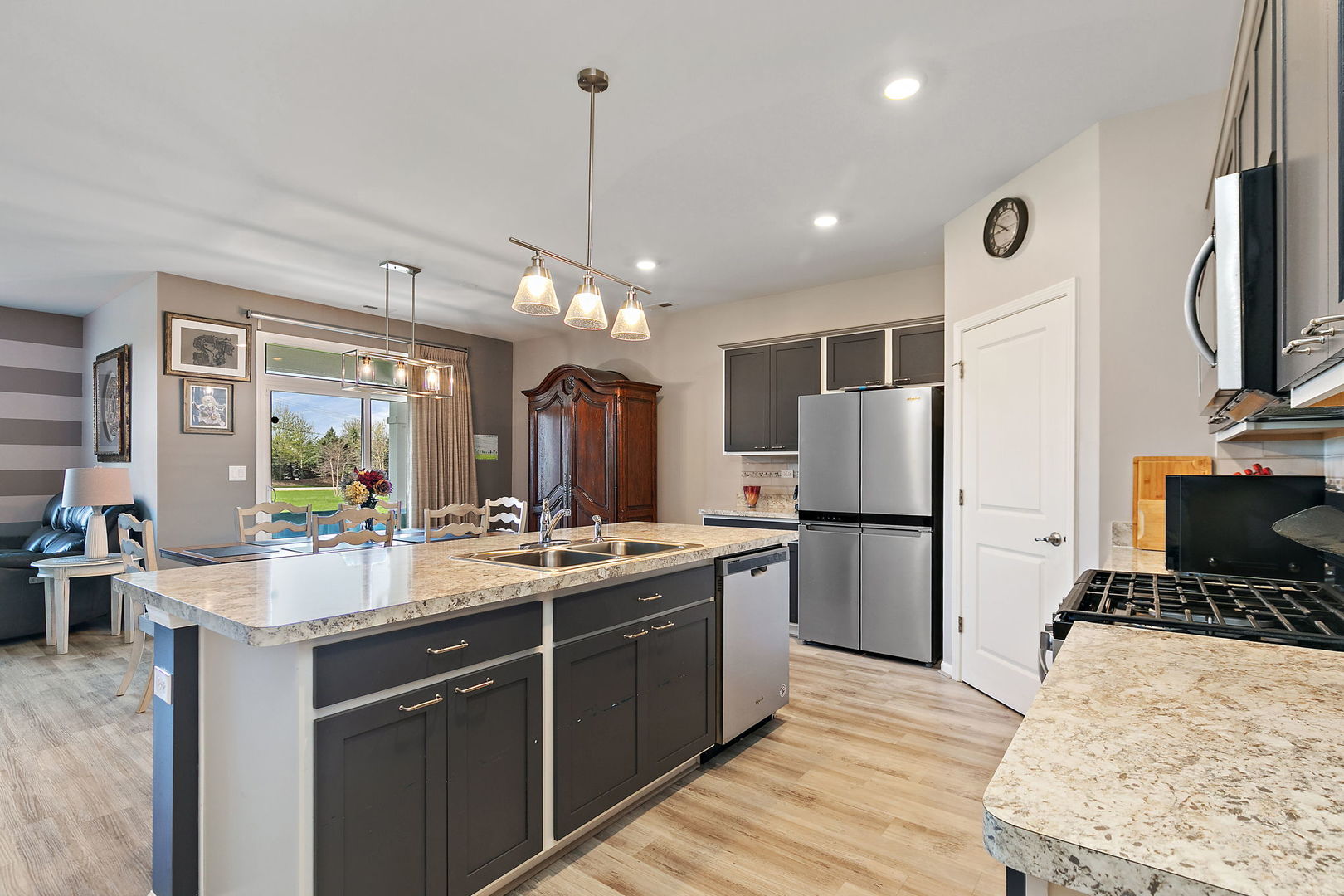 979 Crestview Lane Pingree Grove, IL 60140 - Photo 5 of 24