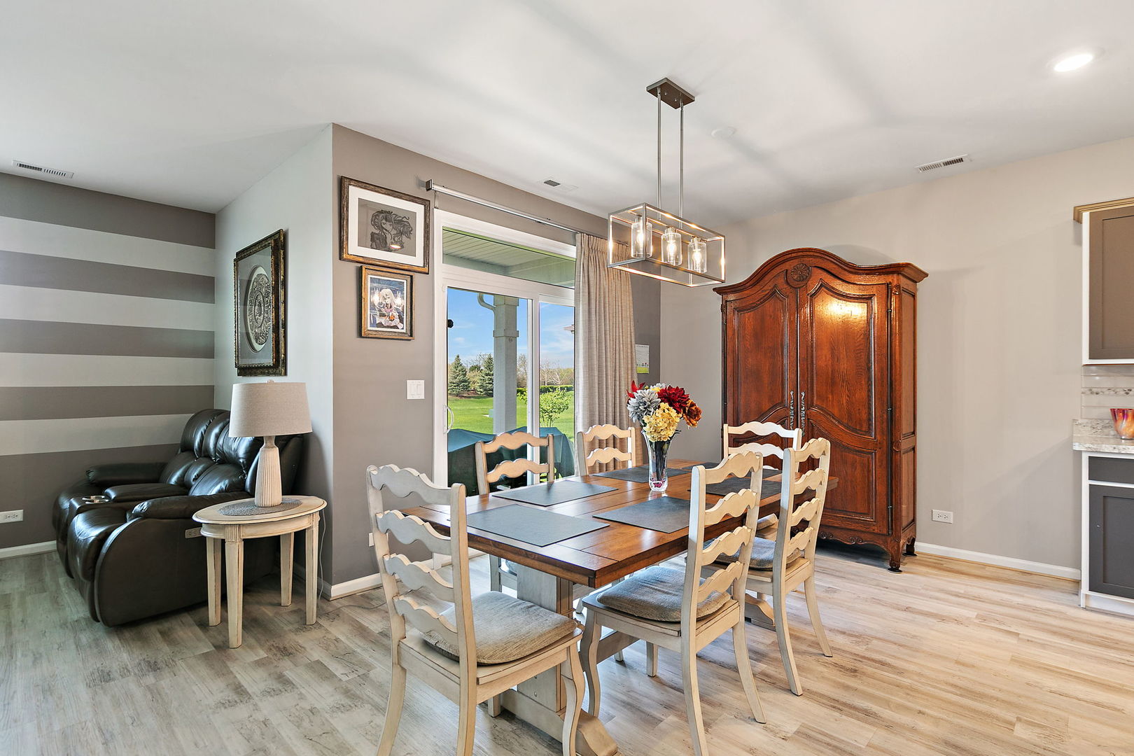 979 Crestview Lane Pingree Grove, IL 60140 - Photo 7 of 24