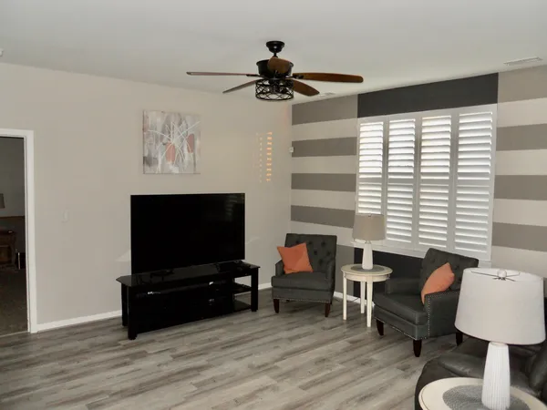 $415,000 | 979 Crestview Lane, Pingree Grove, IL 60140