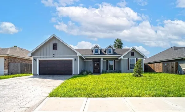 $295,000 | 811 West 17th Street, Weslaco, TX 78596