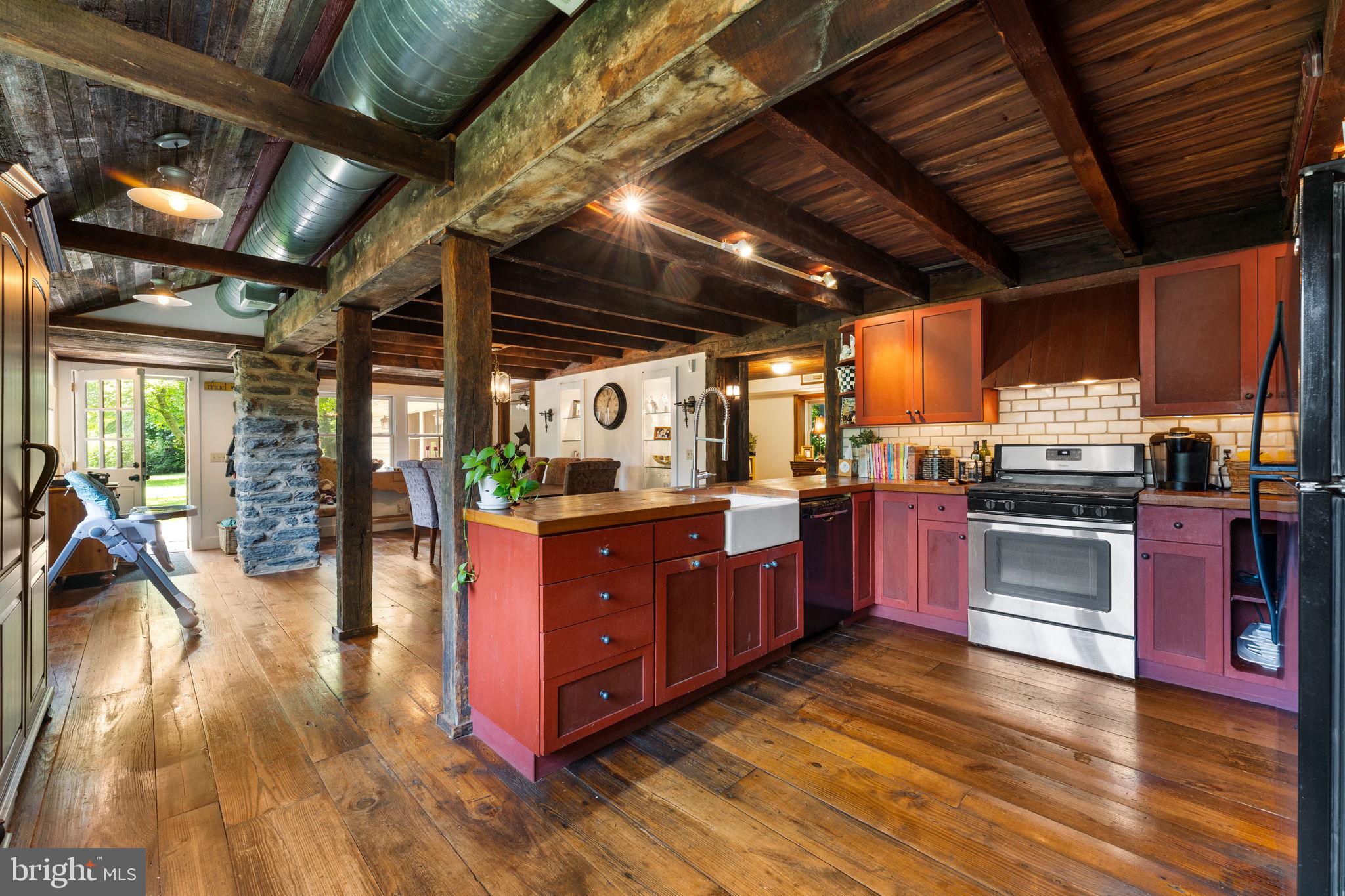 304 Righters Mill Road Gladwyne, PA 19035 - Photo 13 of 35 Kitchen/Dining Area