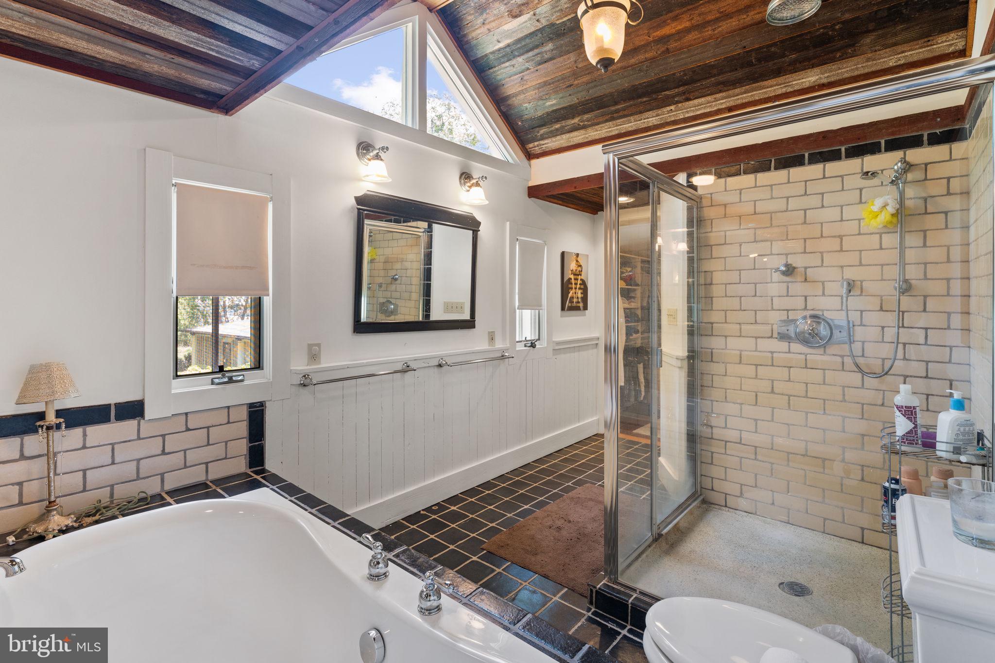 304 Righters Mill Road Gladwyne, PA 19035 - Photo 25 of 35 Primary Bathroom