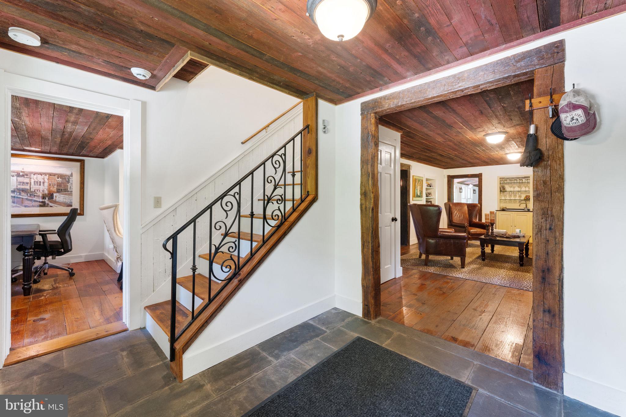 304 Righters Mill Road Gladwyne, PA 19035 - Photo 3 of 35 Entry