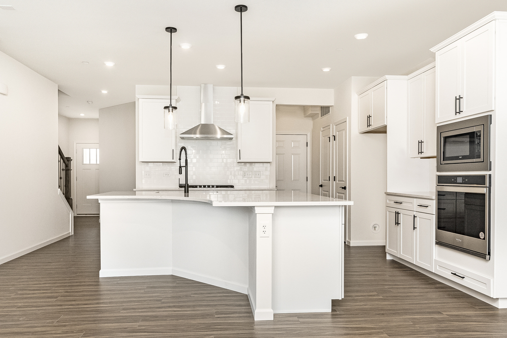 1229 Josiah Road Naperville, IL 60563 - Photo 3 of 25