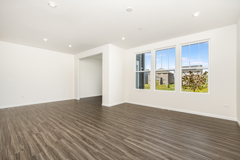 1229 Josiah Road Naperville, IL 60563 - Photo 9 of 25