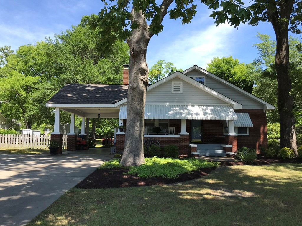 711 Railroad Avenue Springfield, SC 29146 - Photo 2 of 38
