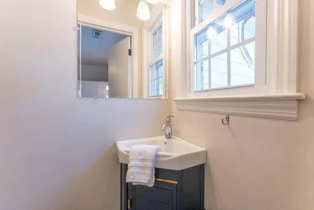 $6,975 | 9 20th Avenue, Isle of Palms, SC 29451