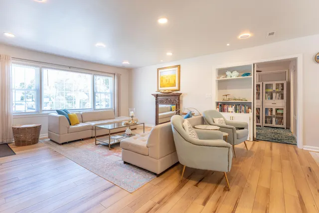 $6,975 | 9 20th Avenue, Isle of Palms, SC 29451