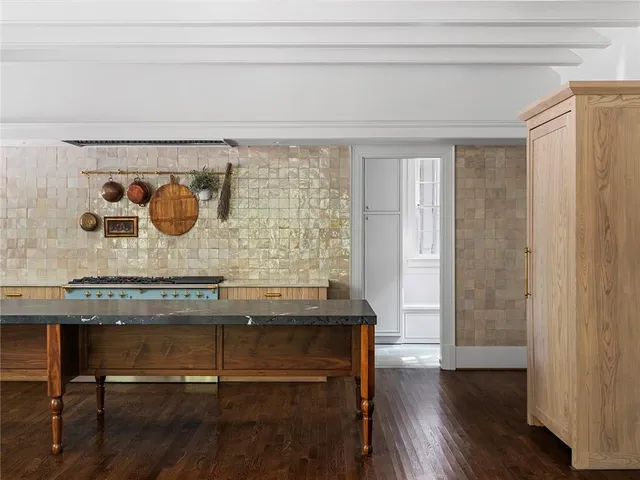 $6,995,000 | 3990 Paces Ferry Road Northwest, Atlanta, GA 30327