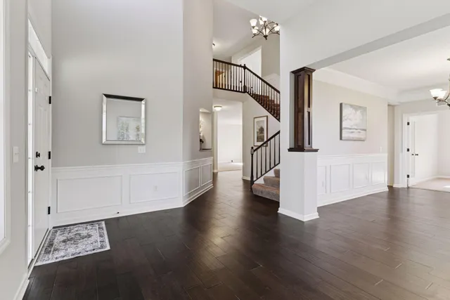 $684,900 | 11581 Riverstone Court, Woodbury, MN 55129