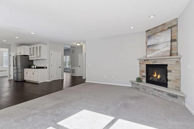 $684,900 | 11581 Riverstone Court, Woodbury, MN 55129