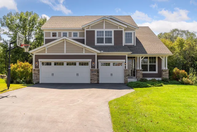 $684,900 | 11581 Riverstone Court, Woodbury, MN 55129