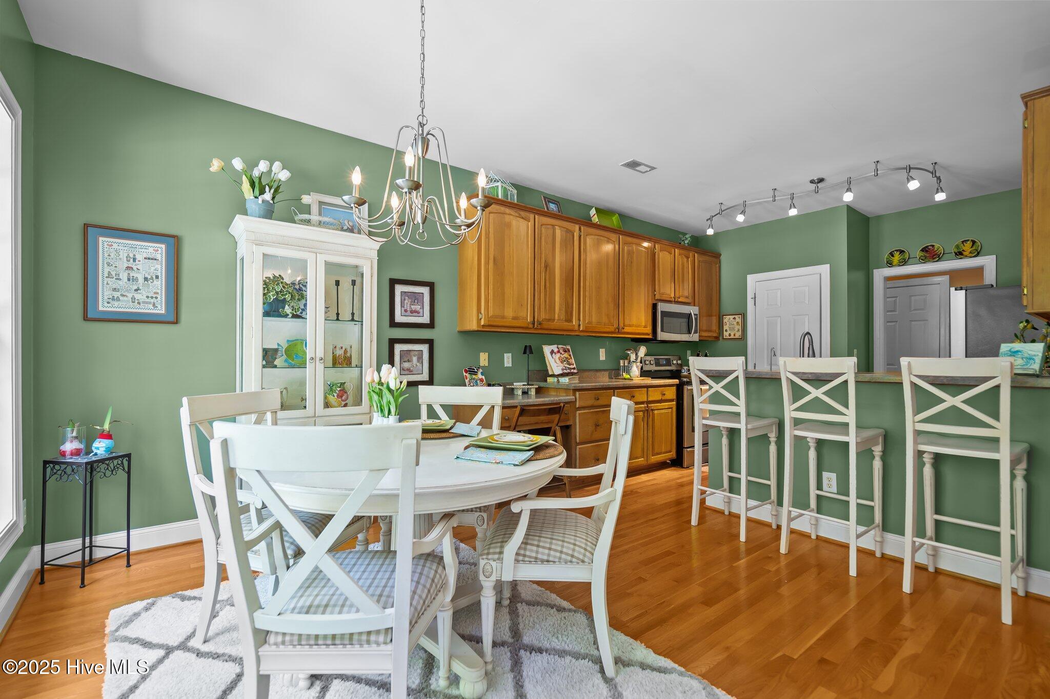 5423 Dunmore Road Wilmington, NC 28409 - Photo 15 of 48 28-web-or-mls-DSC05214