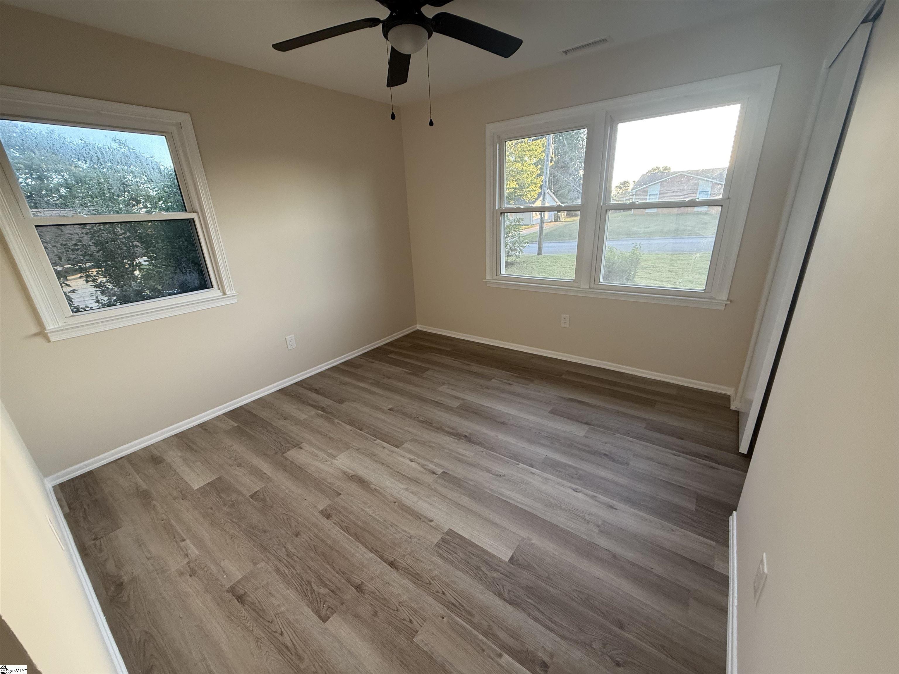 207 State Rd S-42-9783 Greer, SC 29651 - Photo 12 of 17