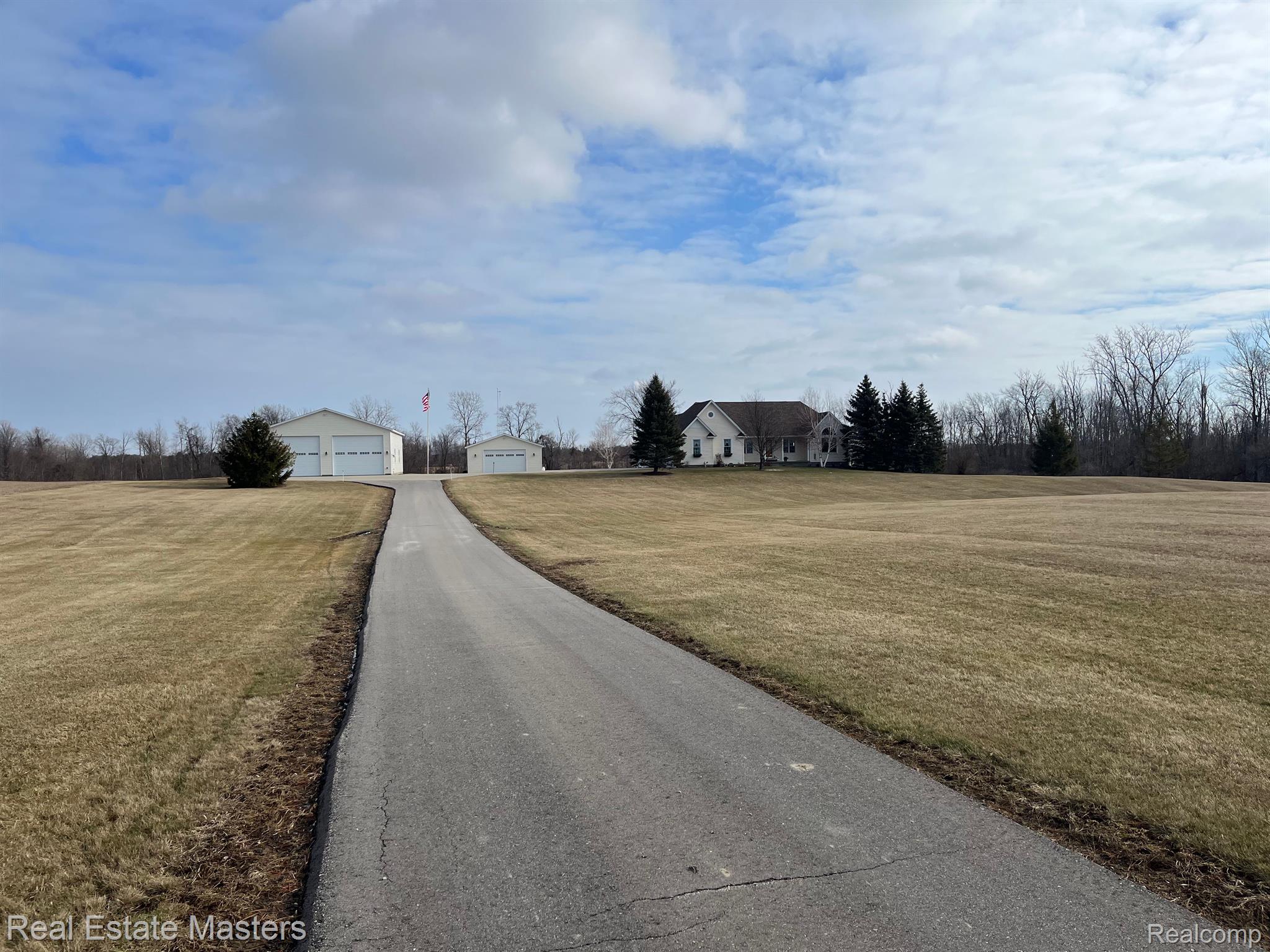 280 North Goetze Road Carsonville, MI 48419 - Photo 5 of 56 Gallery Image 5