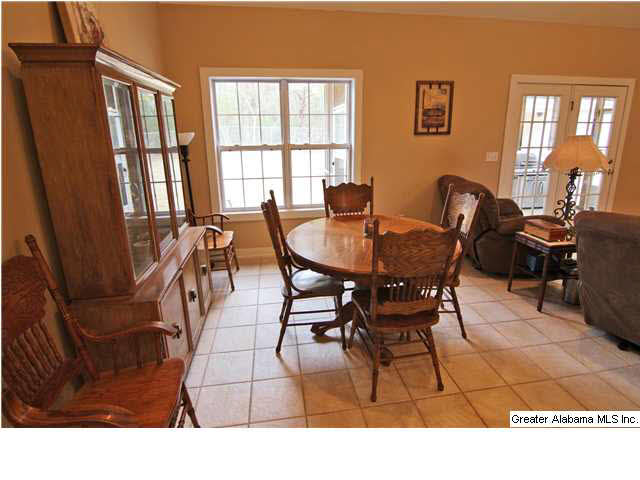 217 20th Street Oneonta, AL 35121 - Photo 5 of 14