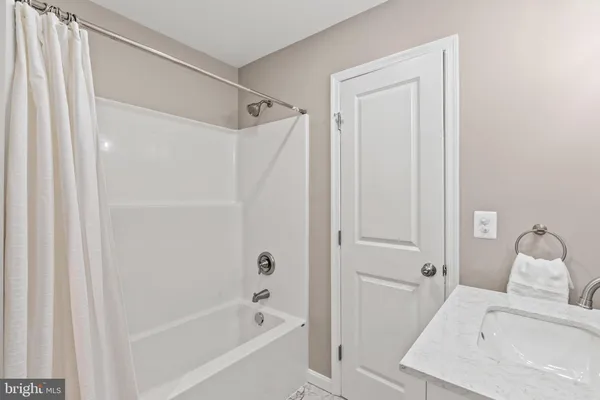 $2,900 | 22802 Lawrence Avenue, Leonardtown, MD 20650