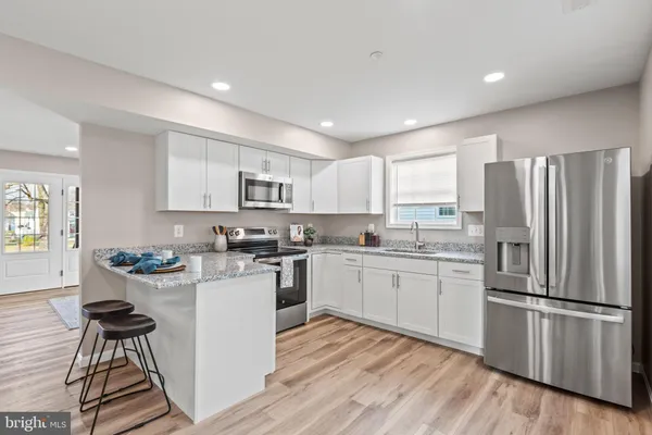 $2,900 | 22802 Lawrence Avenue, Leonardtown, MD 20650