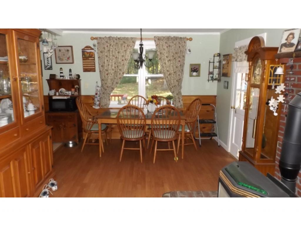 32 East Side Drive Concord, NH 03301 - Photo 3 of 22