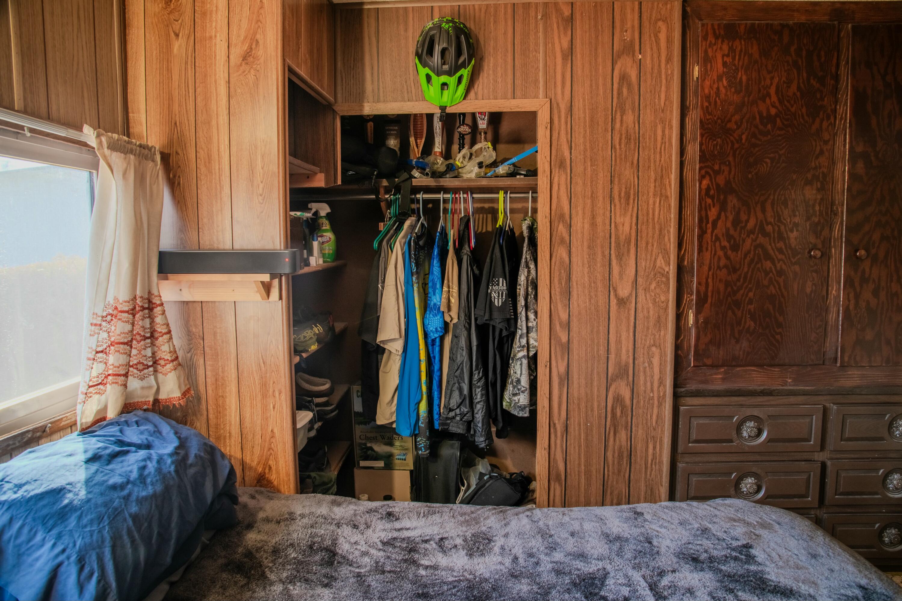 3777 Falcon Street, Unit 10 White City, OR 97503 - Photo 9 of 19 Bedroom 1