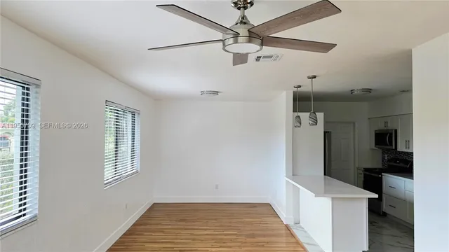 $3,800 | 2440 Southwest 64th Avenue, Miami, FL 33155