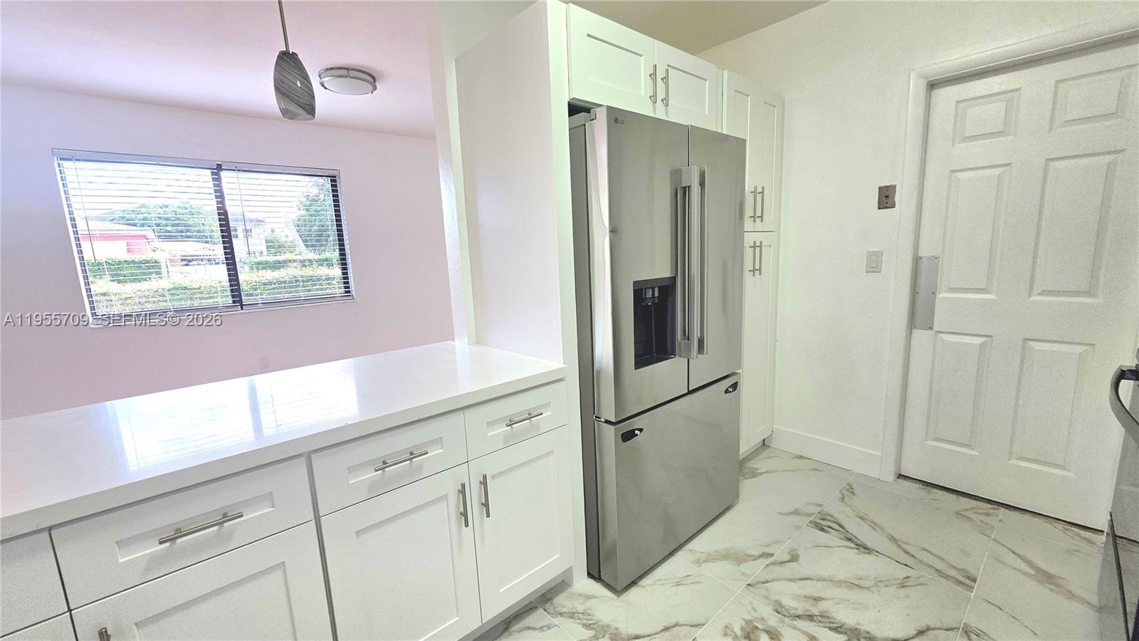 2440 Southwest 64th Avenue Miami, FL 33155 - Photo 5 of 12