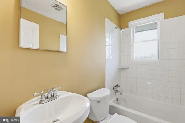 $415,000 | 5709 84th Avenue, Hyattsville, MD 20784