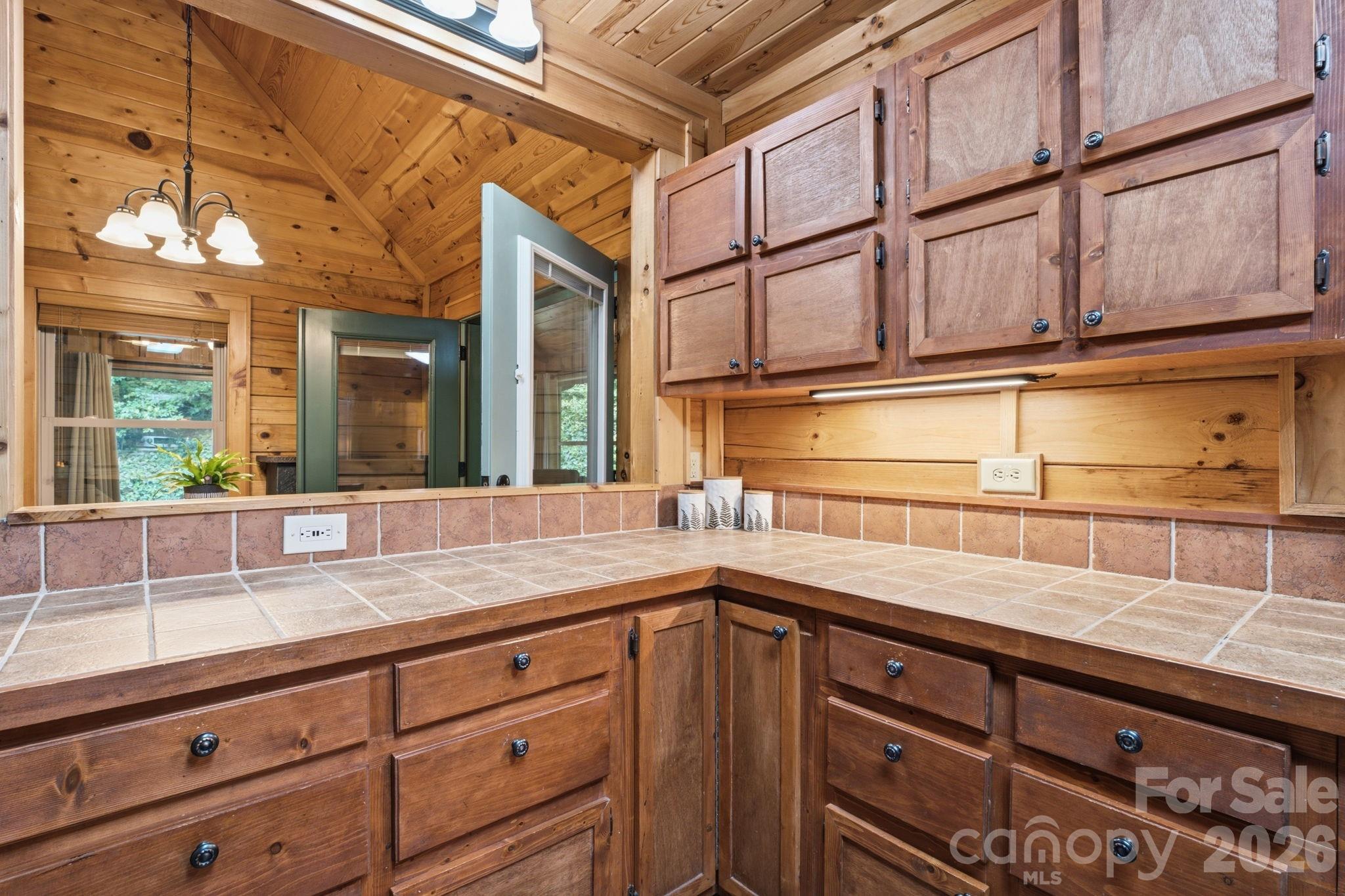 1026 High Top Mountain Road Whittier, NC 28789 - Photo 14 of 45
