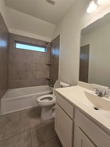 $2,350 | 208 Baralo Street, Leander, TX 78641