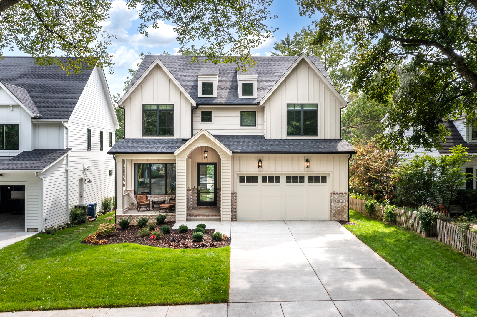 660 Eagle Street Naperville, IL 60563 - Photo 1 of 45 a front view of a house with a yard