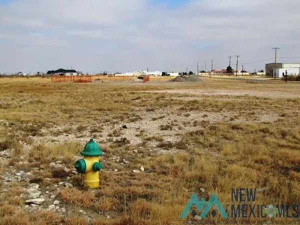 $350,000 | 6721 North World Drive, Hobbs, NM 88240