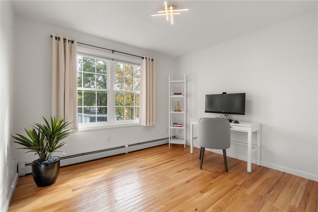 5 Meadow Court Smithfield, RI 02917 - Photo 13 of 22