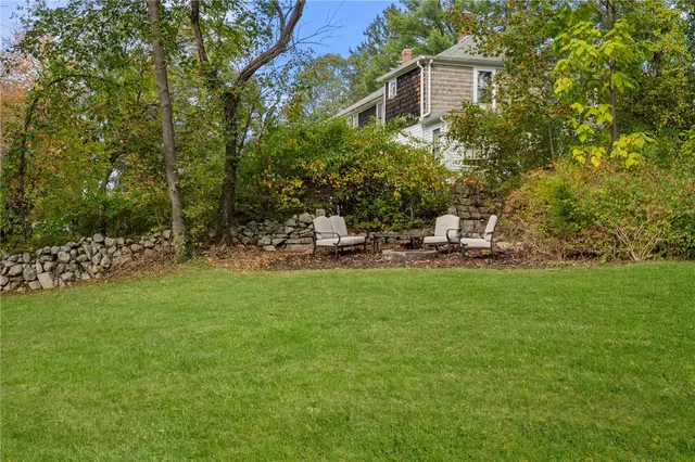 $569,000 | 5 Meadow Court, Smithfield, RI 02917