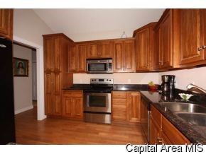 7408 Torrington Way Springfield, IL 62711 - Photo 5 of 12